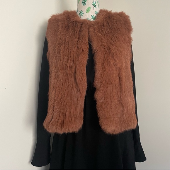 HOST PICK⭐️Ethical Lady Luxe Fur Vest 🤎NWT🤎Brown - Picture 10 of 15